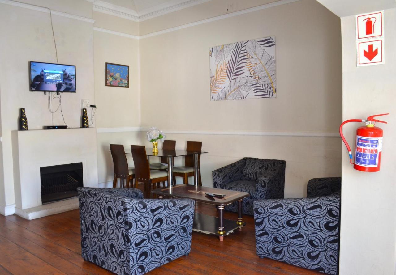 149 Rochester Road. Observatory Holiday home Cape Town